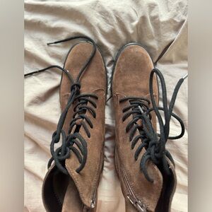 Women’s Brown Suede Boots